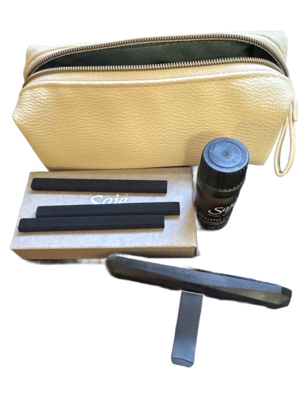 Saje Auromatheraphy Car Diffuser Bundle and Fruits & Passion Body Lotion